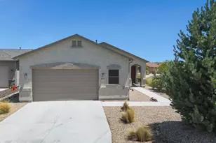 5719 N Hudson Ct, Prescott Valley, AZ 86314 - Photo 2