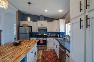 7580 W Stevenage Ln, Wilhoit, AZ 86332 - Photo 10