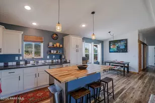 7580 W Stevenage Ln, Wilhoit, AZ 86332 - Photo 8