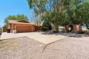 2075 W Big Chino Rd, Paulden, AZ 86334 - Photo 2