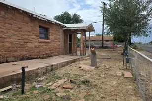 47077 N Fifth St, Ash Fork, AZ 86320 - Photo 2