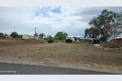 47077 N Fifth Street, Ash Fork, AZ 86320 - Photo 4