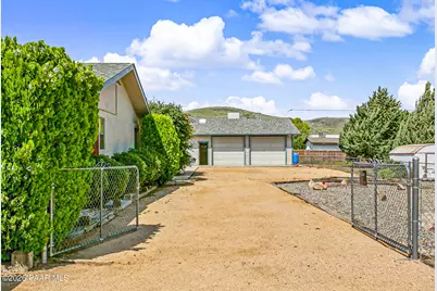 3024 N Lynx Lake Drive, Prescott Valley, AZ 86314 - Photo 2