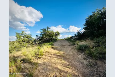 1927 Perfect Place, Prescott, AZ 86305 - Photo 2