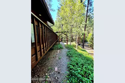 8375 S Breezy Pine Road, Mayer, AZ 86333 - Photo 10