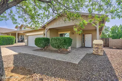 587 N Franco Street, Dewey-Humboldt, AZ 86327 - Photo 2