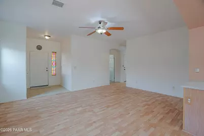 587 N Franco Street, Dewey-Humboldt, AZ 86327 - Photo 6