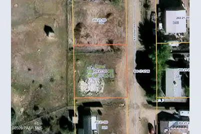 18318 S Frontier Road, Peeples Valley, AZ 86332 - Photo 2