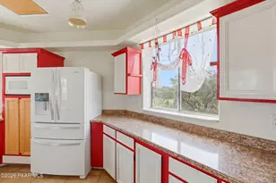 19733 E Fremont Dr, Mayer, AZ 86333 - Photo 12
