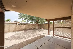 6320 W Paradise Ln, Glendale, AZ 85306 - Photo 28