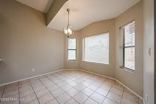 6320 W Paradise Ln, Glendale, AZ 85306 - Photo 10