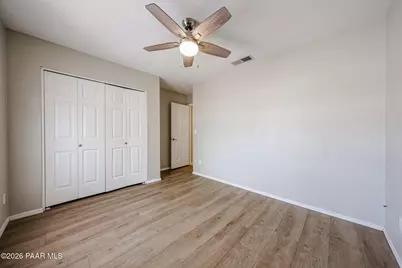6320 W Paradise Lane, Glendale, AZ 85306 - Photo 6