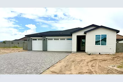 6926 N Halas Street, Prescott Valley, AZ 86315 - Photo 2