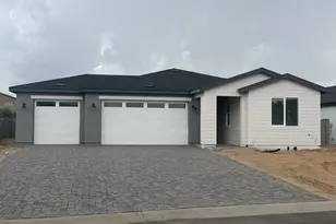 6926 N Halas St, Prescott Valley, AZ 86315 - Photo 1