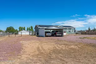 350 E Houston Rd, Paulden, AZ 86334 - Photo 2