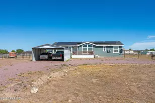 350 E Houston Rd, Paulden, AZ 86334 - Photo 1