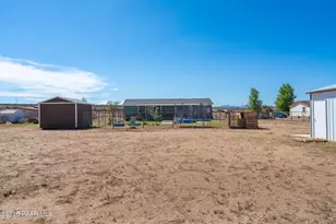 350 E Houston Rd, Paulden, AZ 86334 - Photo 38