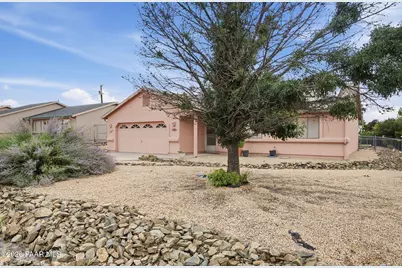3900 N Constance Drive, Prescott Valley, AZ 86314 - Photo 2