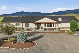 11205 N Trophy Ridge Ln, Prescott Valley, AZ 86315 - Photo 2