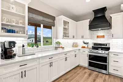 11205 N Trophy Ridge Lane, Prescott Valley, AZ 86315 - Photo 16