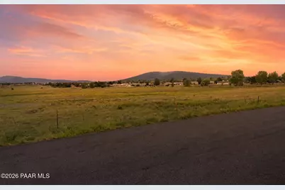 7040 E Roundup Drive, Prescott Valley, AZ 86314 - Photo 2