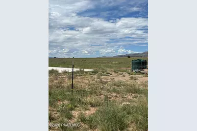 3210 W Limestone Drive, Paulden, AZ 86334 - Photo 8