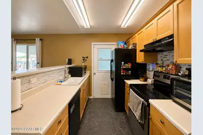 330 W Arrowhead Drive, Paulden, AZ 86334 - Photo 10