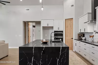 15860 E Broken Bit Road, Mayer, AZ 86333 - Photo 16