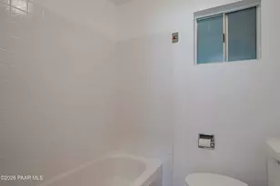 18535 S Joseph Hodge Rd, Peeples Valley, AZ 86332 - Photo 18