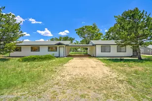 18535 S Joseph Hodge Rd, Peeples Valley, AZ 86332 - Photo 1