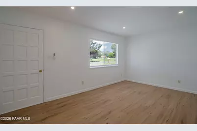 18535 S Joseph Hodge Road, Peeples Valley, AZ 86332 - Photo 8