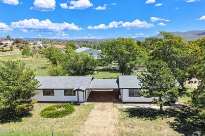 18535 S Joseph Hodge Road, Peeples Valley, AZ 86332 - Photo 4