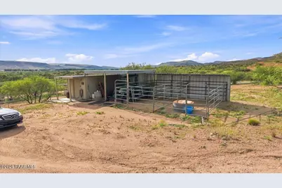 16235 W Rolling Hills Way, Kirkland, AZ 86332 - Photo 26