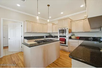 16235 W Rolling Hills Way, Kirkland, AZ 86332 - Photo 6