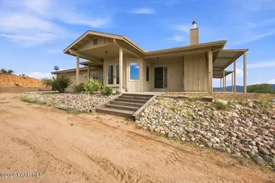 16235 W Rolling Hills Way, Kirkland, AZ 86332 - Photo 1