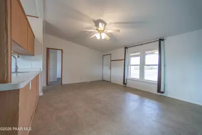 375 E Houston Road, Paulden, AZ 86334 - Photo 8