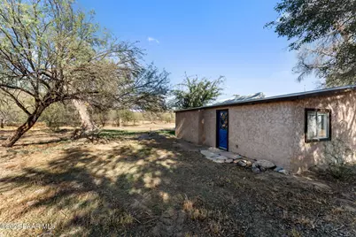 37200 S Rincon Road, Wickenburg, AZ 85390 - Photo 16