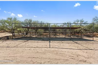 37200 S Rincon Road, Wickenburg, AZ 85390 - Photo 22