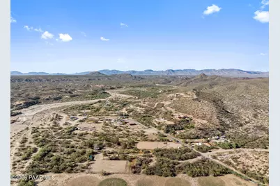 37200 S Rincon Road, Wickenburg, AZ 85390 - Photo 34