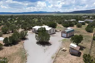 53770 N Mesa Dr, Seligman, AZ 86337 - Photo 48