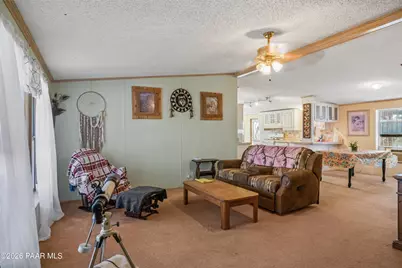 53770 N Mesa Drive, Seligman, AZ 86337 - Photo 4