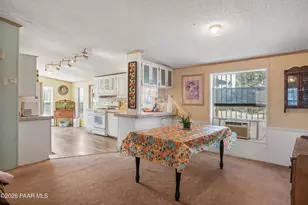 53770 N Mesa Dr, Seligman, AZ 86337 - Photo 8