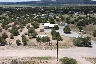 53770 N Mesa Dr, Seligman, AZ 86337 - Photo 30
