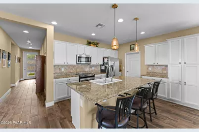 3713 Goldmine Canyon Way, Wickenburg, AZ 85390 - Photo 8