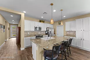 3713 Goldmine Cyn Wy, Wickenburg, AZ 85390 - Photo 8