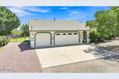 3001 N Pleasant View Drive, Prescott Valley, AZ 86314 - Photo 2