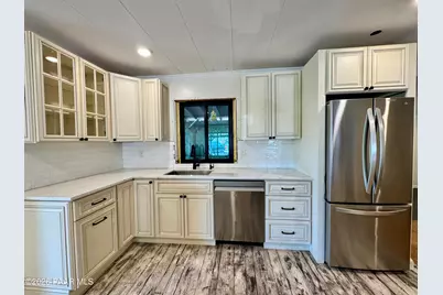 703 E Hueco Way, Chino Valley, AZ 86323 - Photo 4