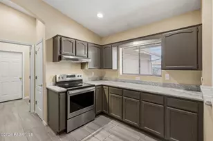 8435 E Sommer Dr, Prescott Valley, AZ 86314 - Photo 10