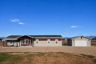 26320 N Vineyard Ln, Paulden, AZ 86334 - Photo 1