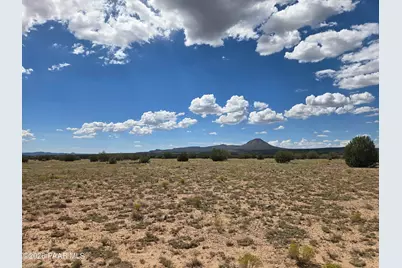62 W Antelope Run Road, Ash Fork, AZ 86320 - Photo 12
